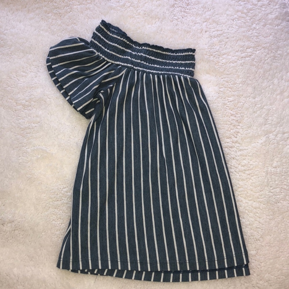 Off-the-shoulder Top